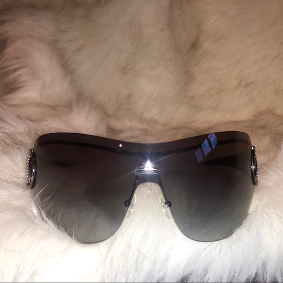 GUCCI Crystal Horsebit Sheild Sunglasses - Picture 4 of 9